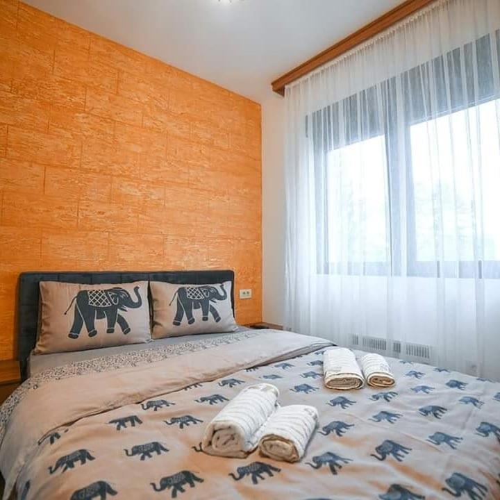 Apartment Lux U Pekovic